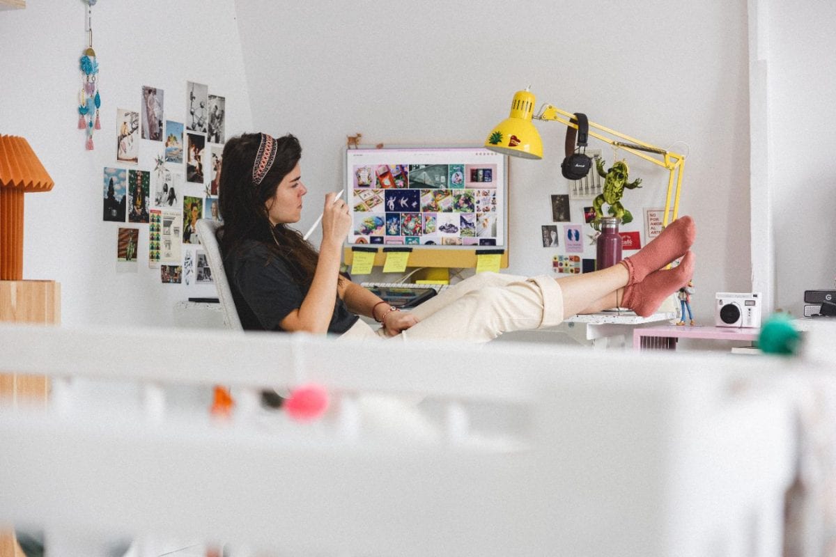 Asia in her studio